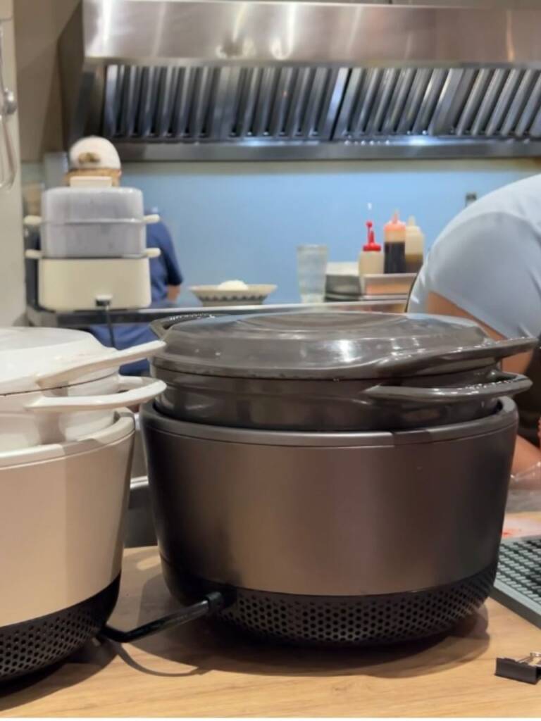 無所洋食就是用小V鍋煮飯呦