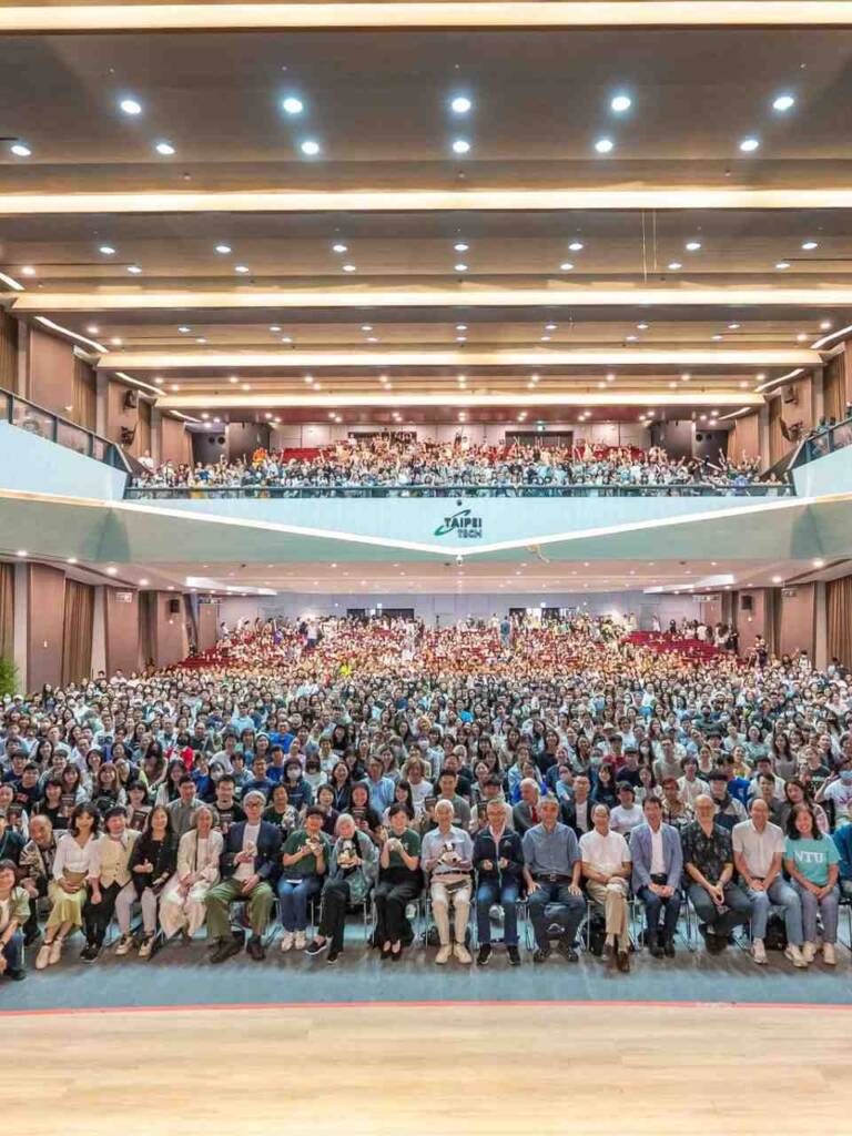 珍古德博士在台期間唯一的演講,果然爆滿!