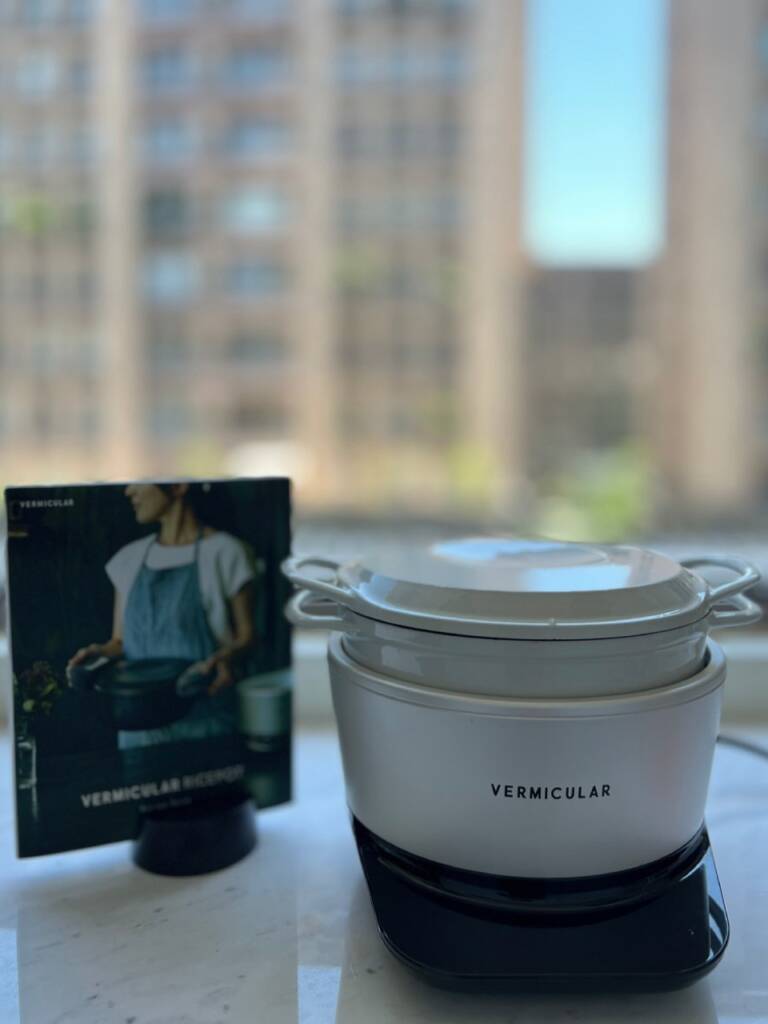 小V鍋鍋體一體成型