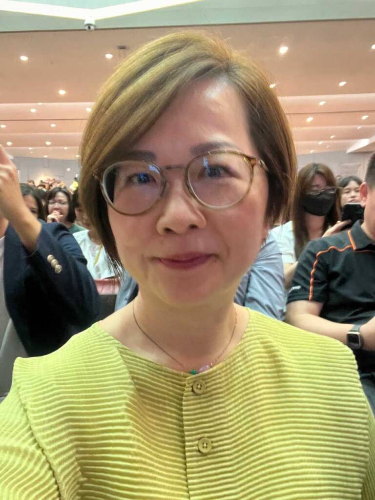 你們看得出來我哭了好多次嗎?... 珍古德博士的感染力超強啊!