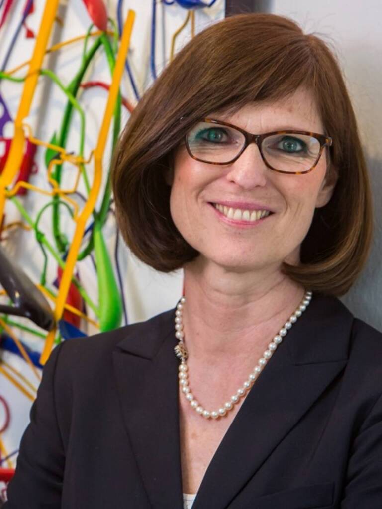 2007年起Michaela Schenk正式接管並改造公司