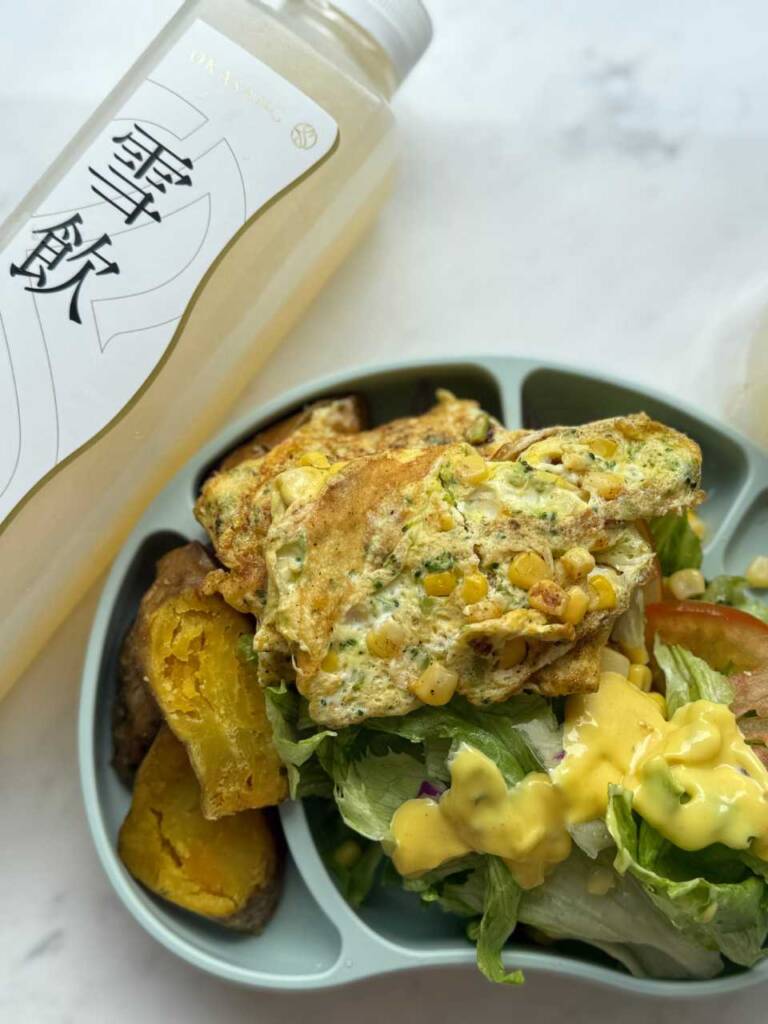 餐盤底部附有吸盤,無塑膠微粒的貼心設計!