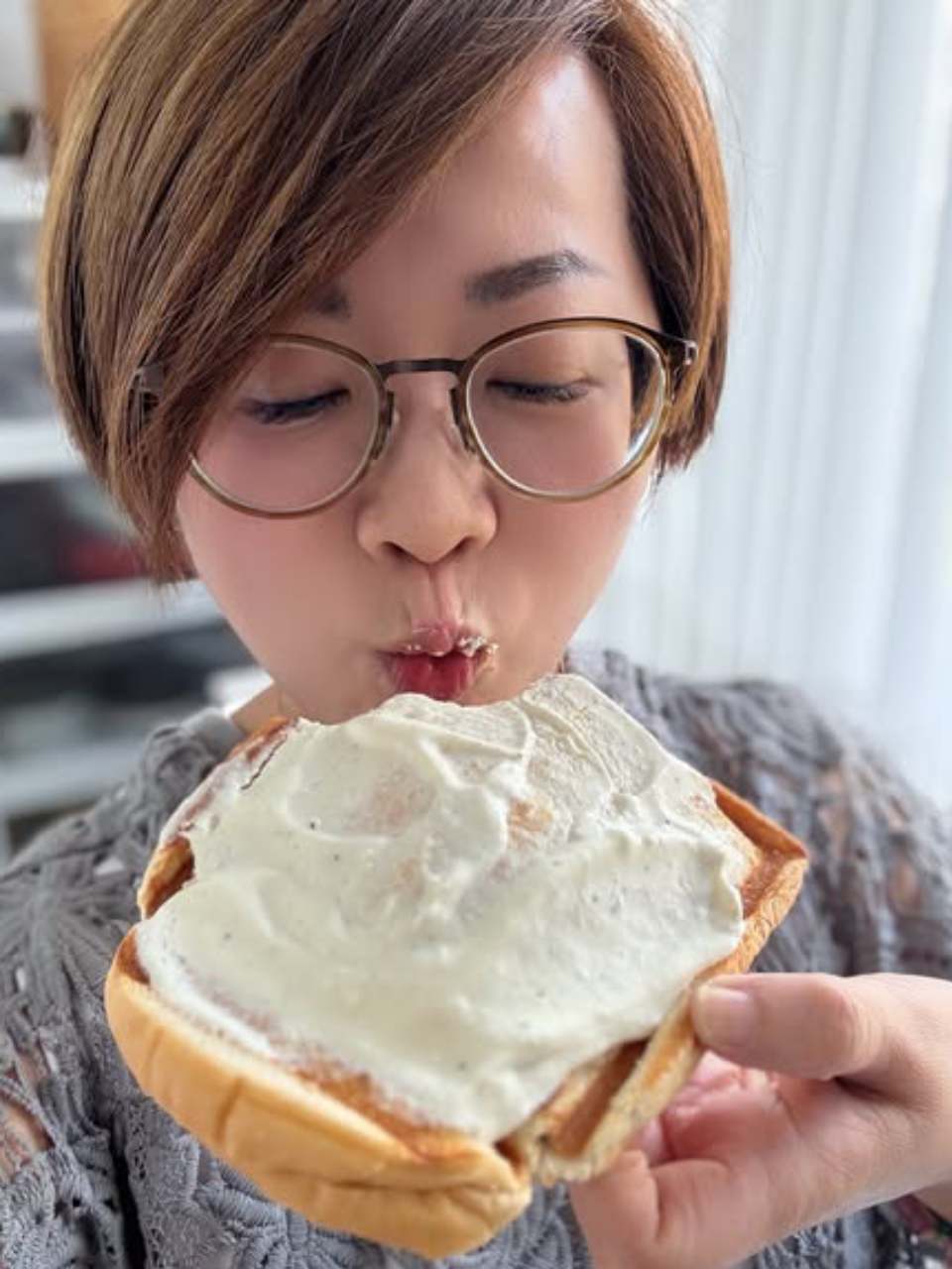 優格裡有一點點黑黑的，就是非常珍貴的香草籽。