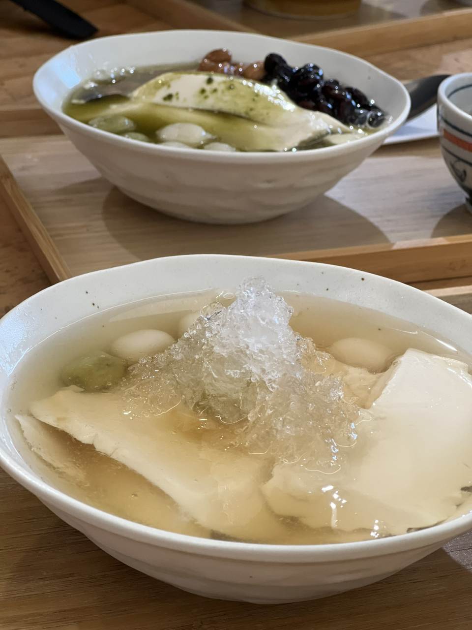 禾乃川製豆所裡的豆花非常香濃。
團購組合裡也有附上鹽滷,讓大家可以在家DIY用豆乳變豆花。